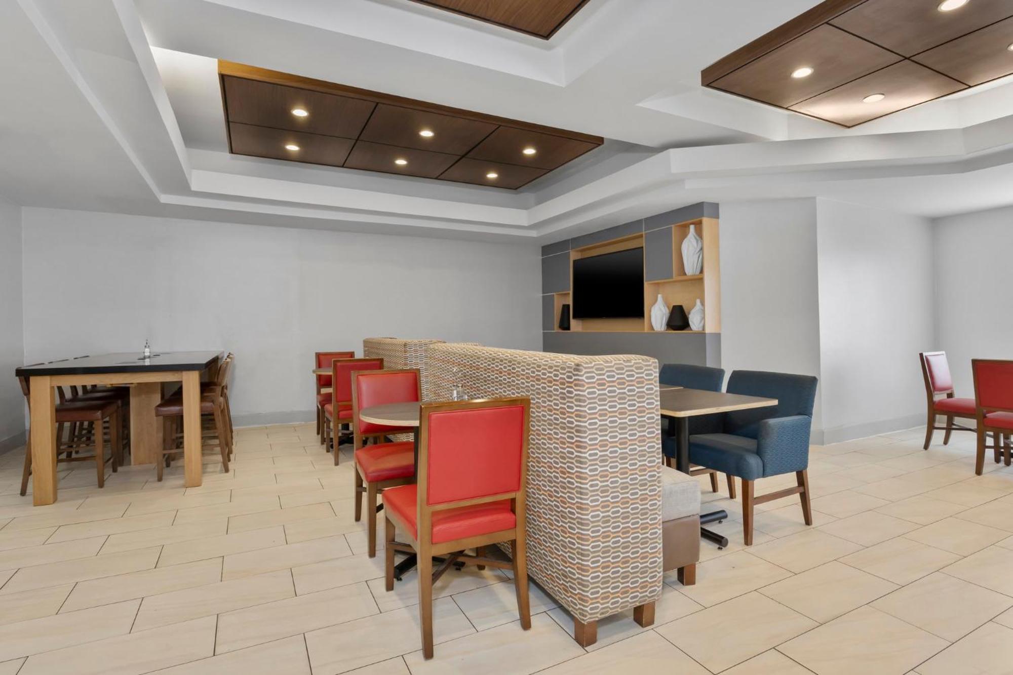 Holiday Inn Express Hotel & Suites West Coxsackie By Ihg Экстерьер фото