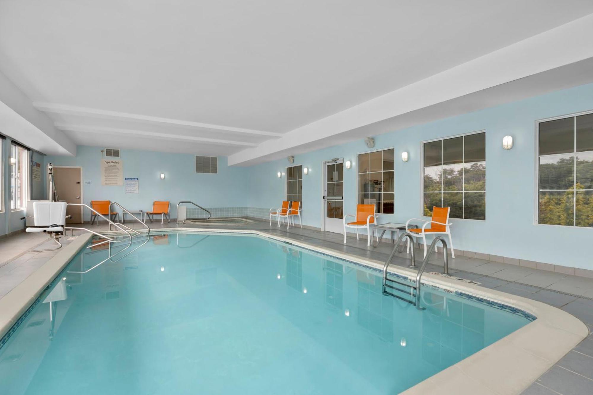 Holiday Inn Express Hotel & Suites West Coxsackie By Ihg Экстерьер фото